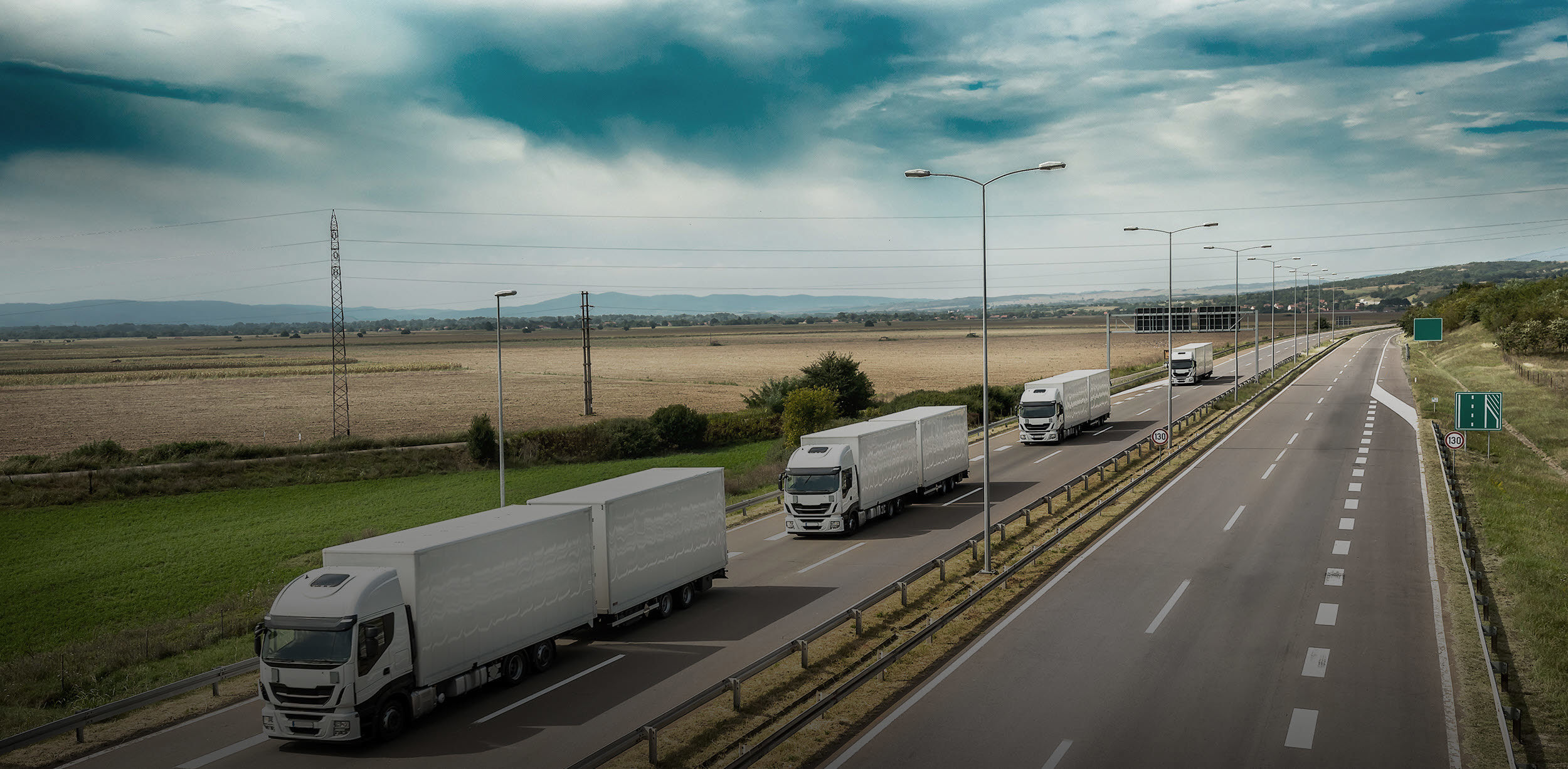 ringfeder trucks on road